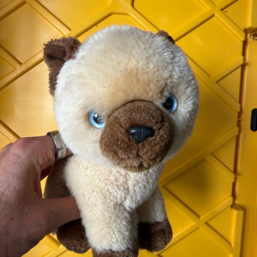 Yomiko Classics Siamese Cat Plush